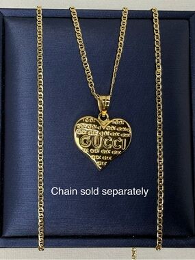 18K Genuine Gold Heart Logo Pendant (Preowned)